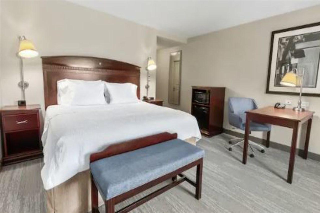 Hampton Inn Nashua Kültér fotó