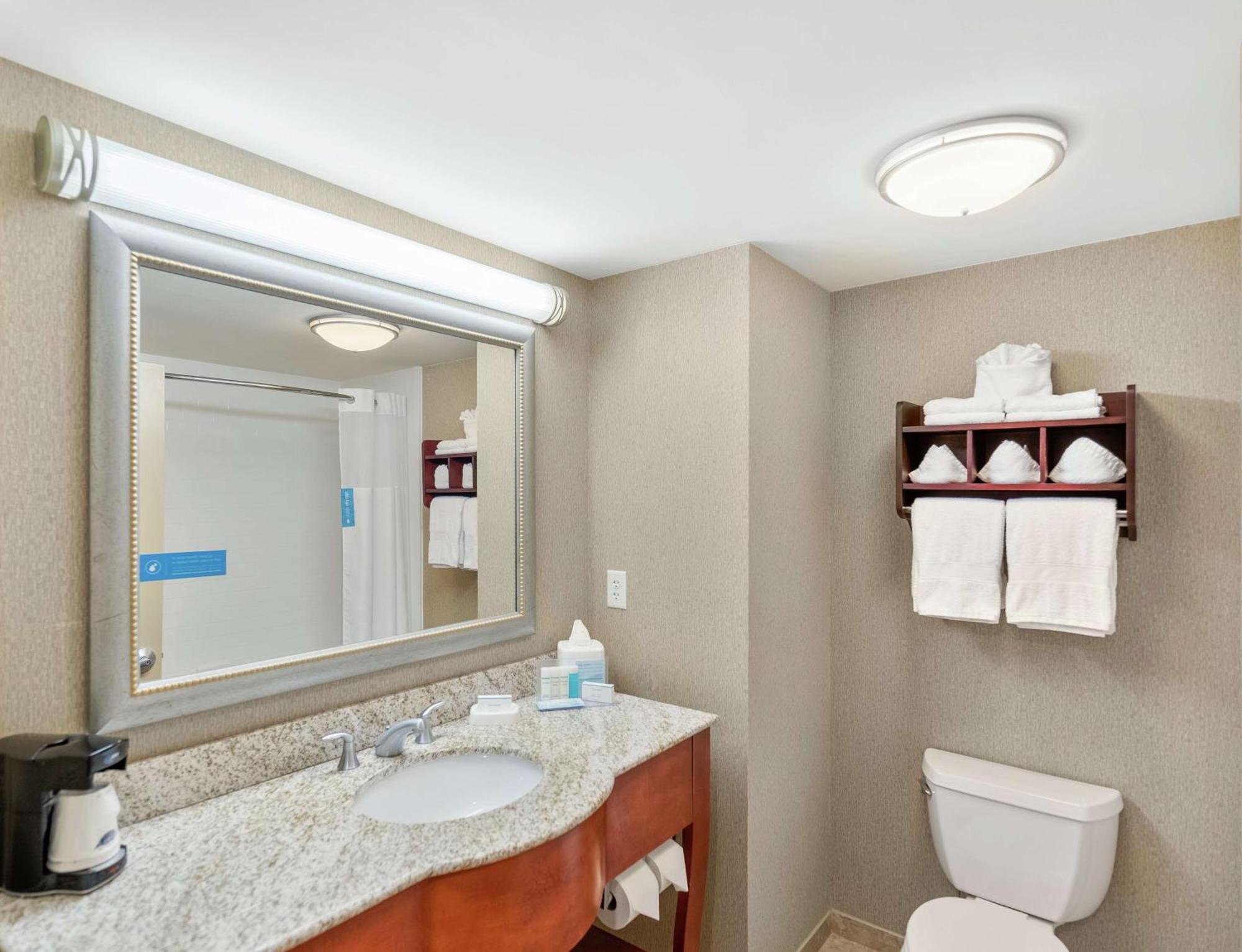 Hampton Inn Nashua Kültér fotó