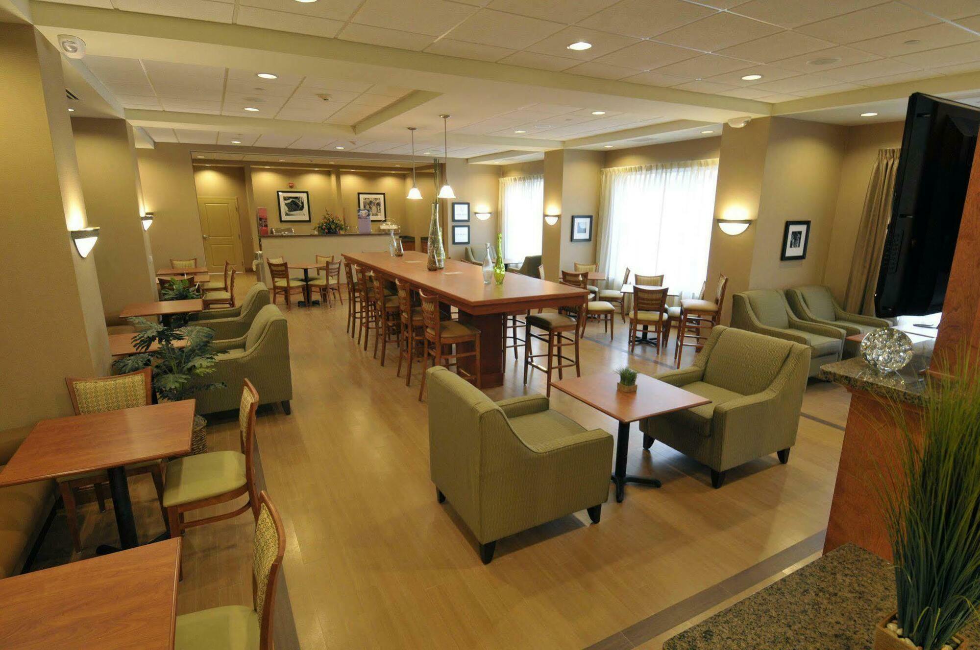 Hampton Inn Nashua Kültér fotó